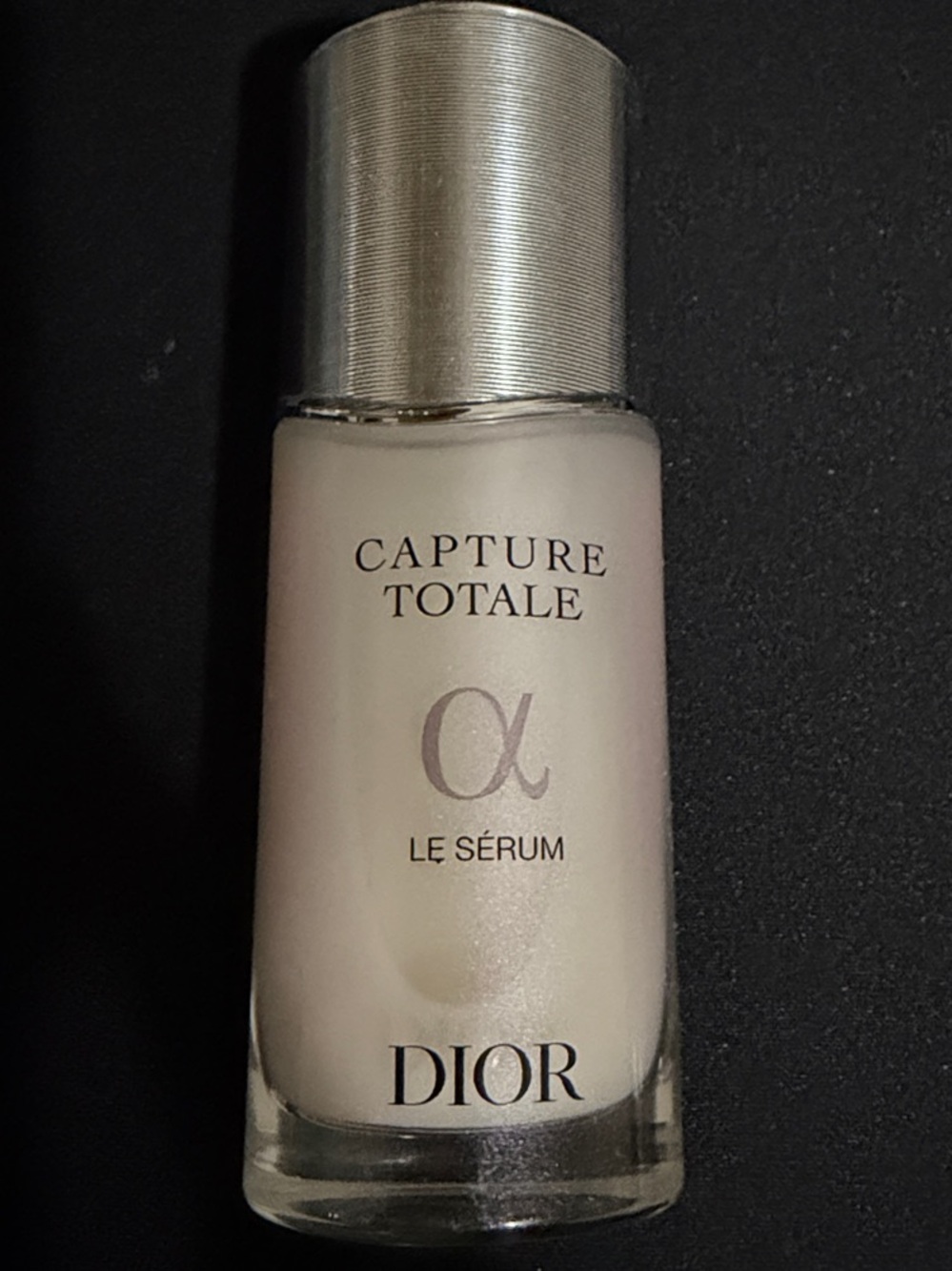 Dior Capture Totale Le Sérum - Silver Cap, Pearl White Bottle
